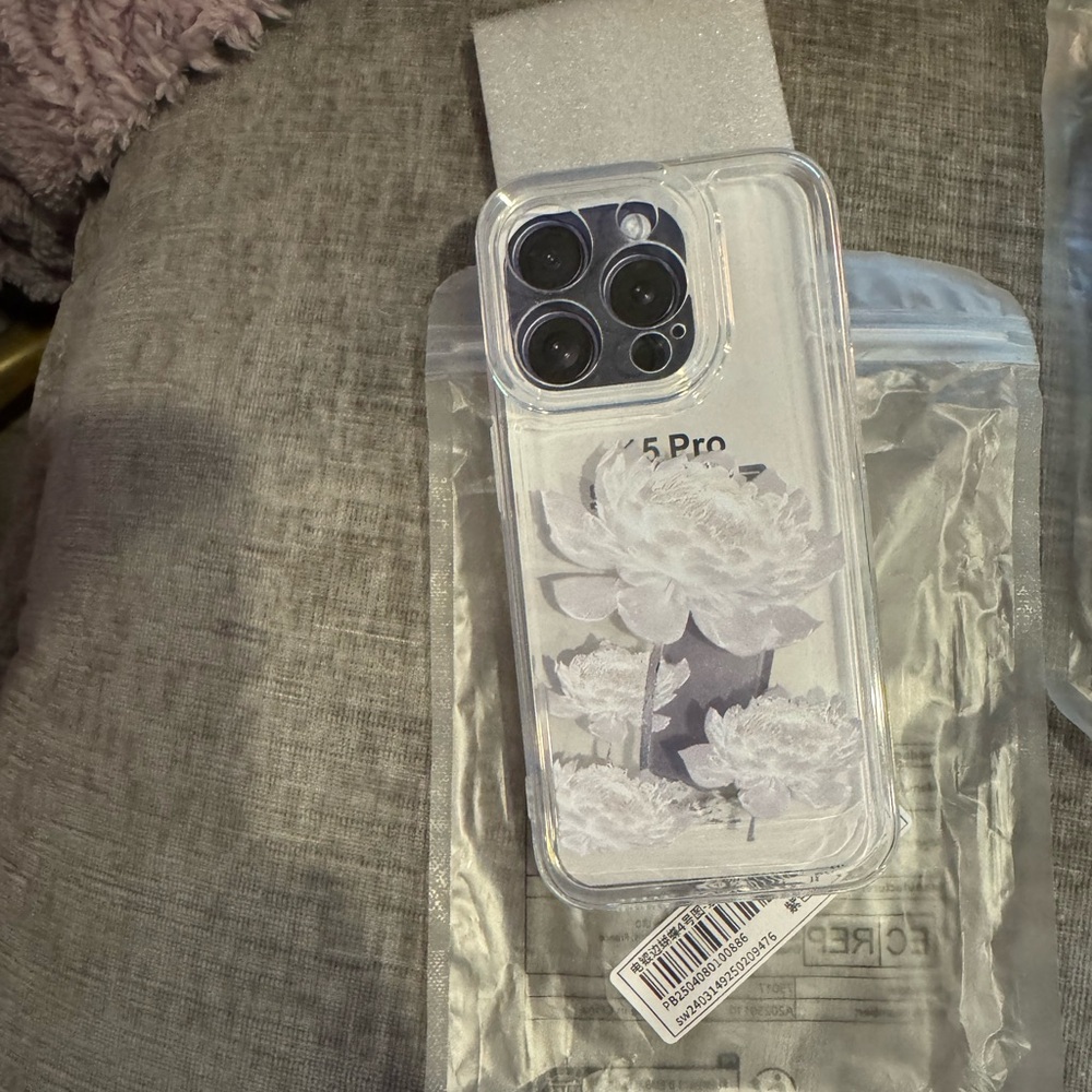 Clear Floral Phone Case for iPhone 15 Pro